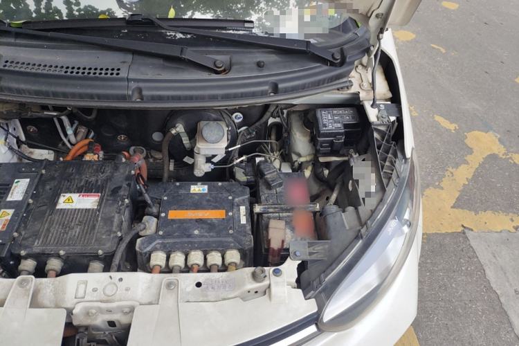 Used JMEV E200L 2018 E200L Standard Model (250 km) Engine Bay Left