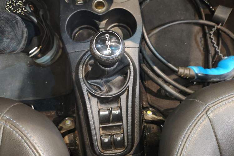 Used JMEV E200L 2018 E200L Standard Model (250 km) Gear Lever