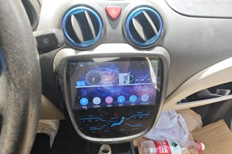 Used JMEV E200L 2016 E200 Comfort Model Audio And AC Panel