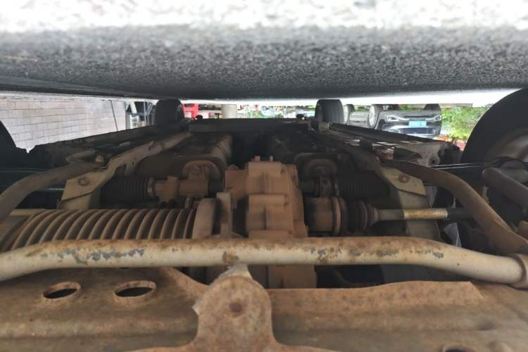 Used JMEV E200L 2016 E200 Comfort Model Chassis Front