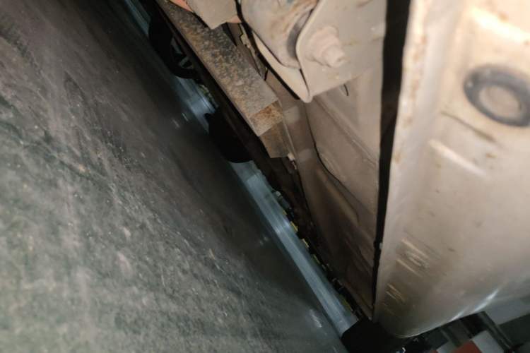 Used JMEV E200L 2016 E200 Comfort Model Chassis Rear Right