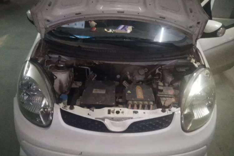 Used JMEV E200L 2016 E200 Comfort Model Engine Bay