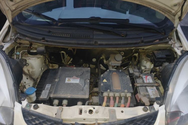 Used JMEV E200L 2016 E200 Standard Model Engine Bay