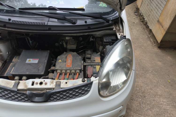 Used JMEV E200L 2016 E200 Standard Model Engine Bay Left