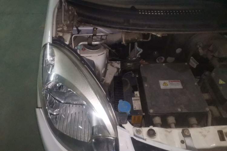 Used JMEV E200L 2016 E200 Comfort Model Engine Bay Right