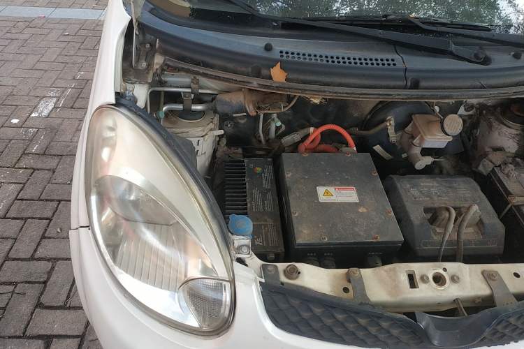 Used JMEV E200L 2016 E200 Standard Model Engine Bay Right