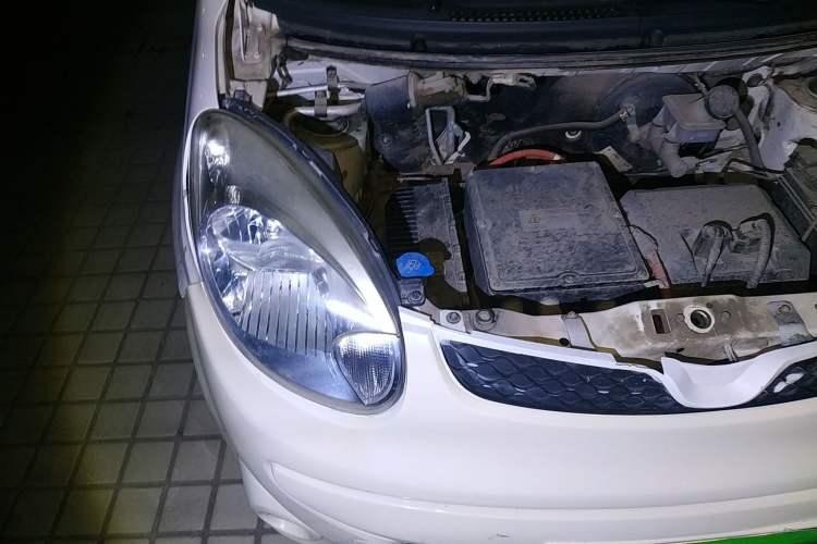 Used JMEV E200L 2016 E200 Standard Model Engine Bay Right
