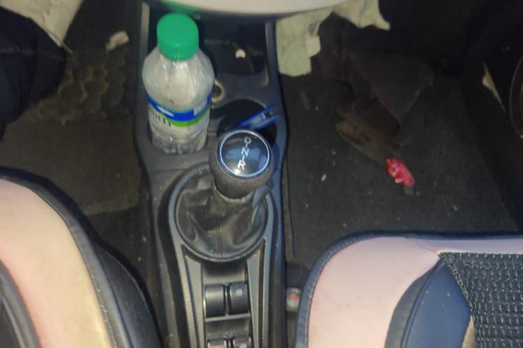Used JMEV E200L 2016 E200 Standard Model Gear Lever