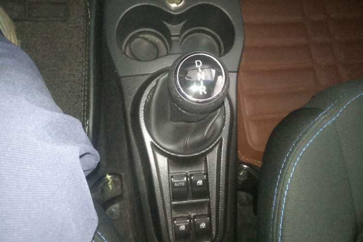 Used JMEV E200L 2016 E200 Comfort Model Gear Lever