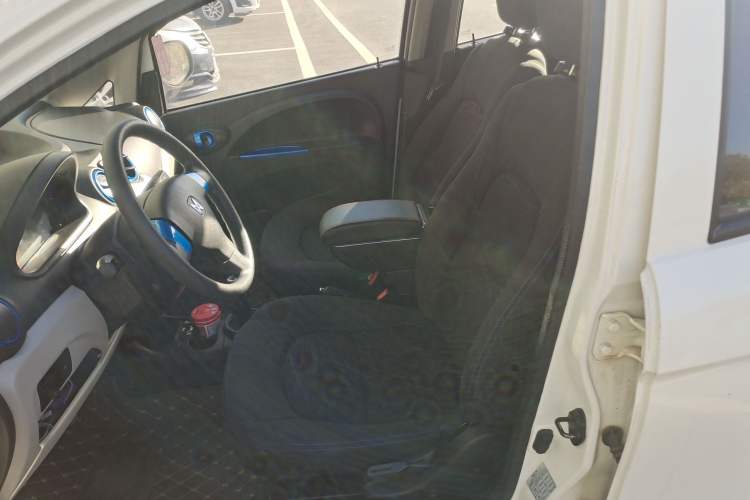 Used JMEV E200L 2016 E200 Comfort Model Left Front Seat
