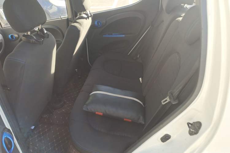 Used JMEV E200L 2016 E200 Comfort Model Left Rear Seat