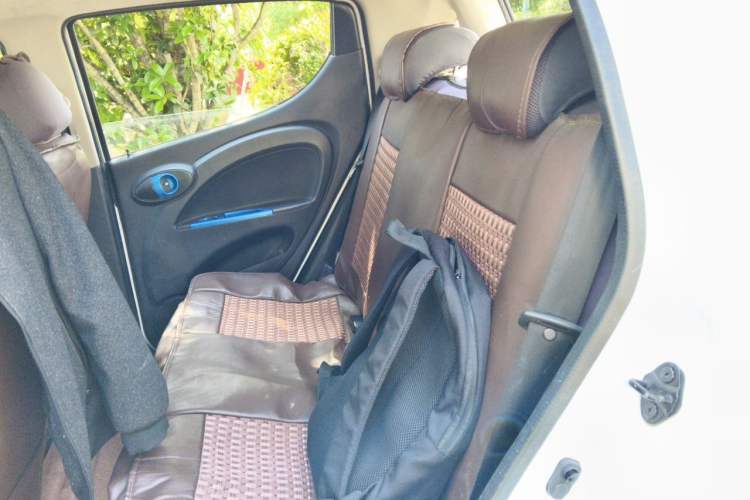 Used JMEV E200L 2016 E200 Comfort Model Left Rear Seat