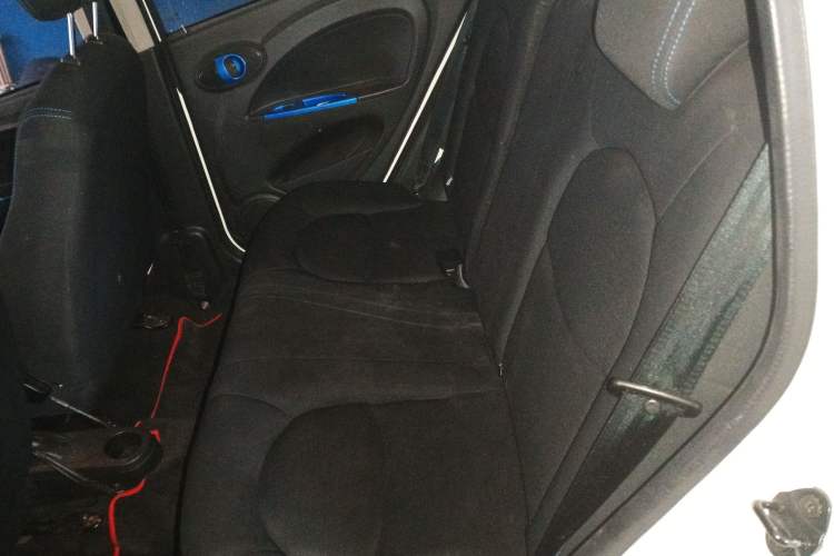 Used JMEV E200L 2016 E200 Standard Model Left Rear Seat