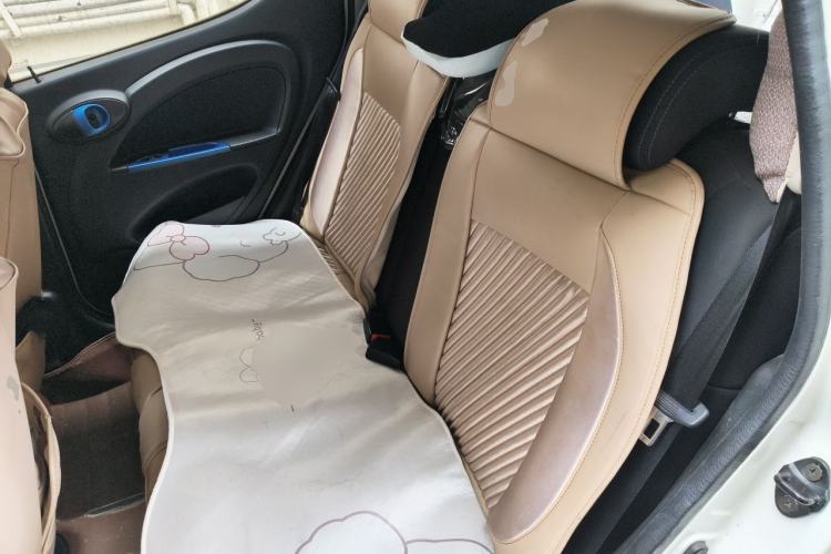 Used JMEV E200L 2016 E200 Comfort Model Left Rear Seat