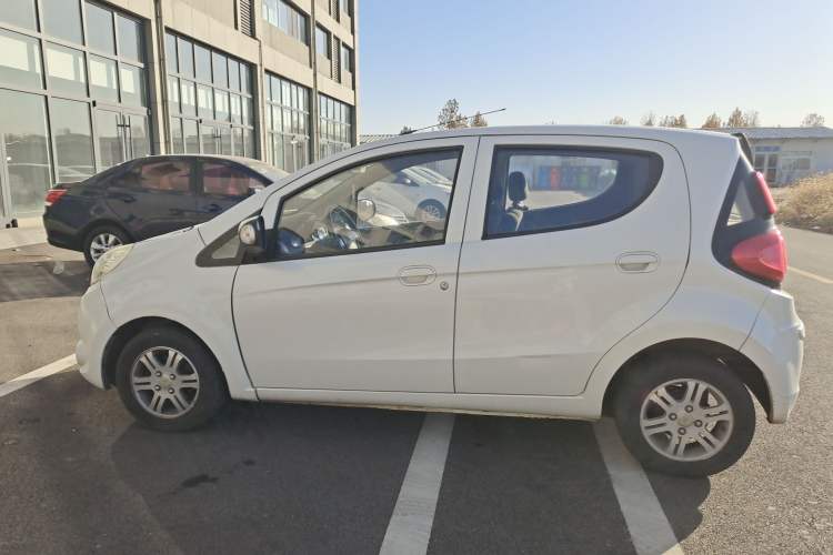 Used JMEV E200L 2016 E200 Comfort Model Left Side