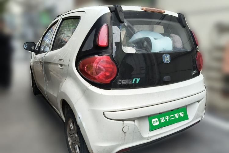 Used JMEV E200L 2016 E200 Comfort Model Rear Left 45 Deg