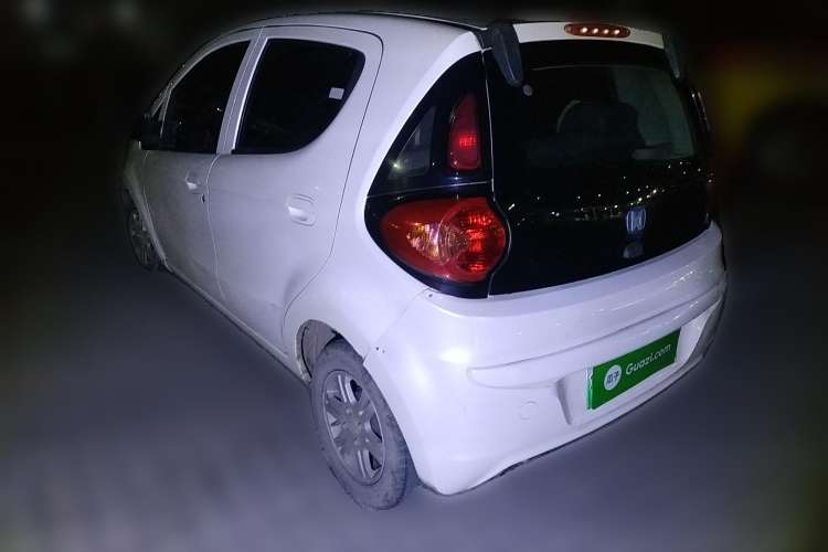 Used JMEV E200L 2016 E200 Standard Model Rear Left 45 Deg