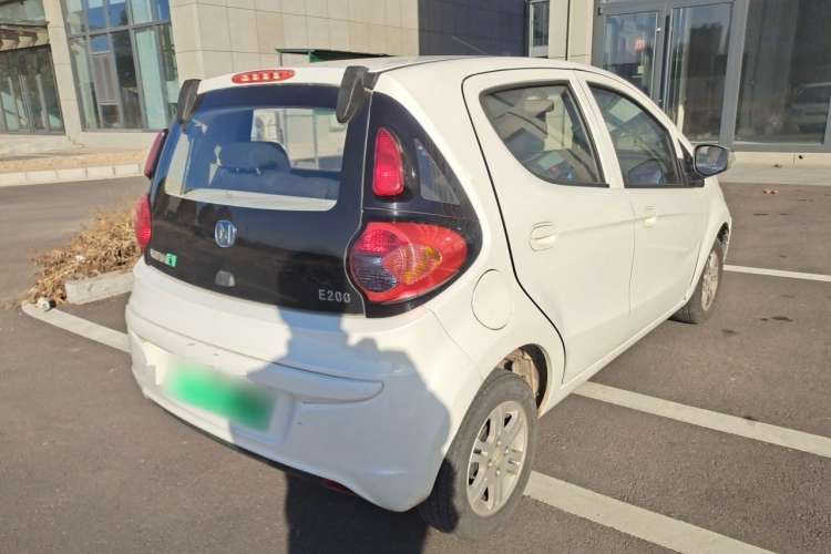 Used JMEV E200L 2016 E200 Comfort Model Rear Right 45 Deg