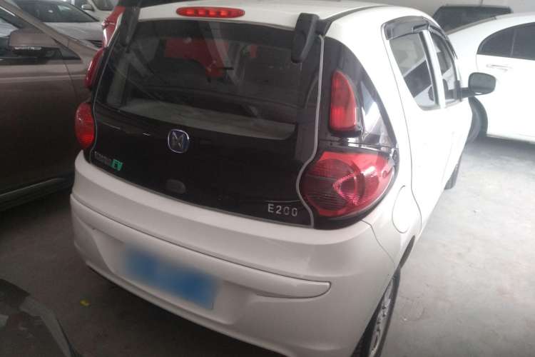 Used JMEV E200L 2016 E200 Comfort Model Rear Right 45 Deg