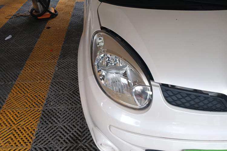 Used JMEV E200L 2016 E200 Standard Model Right Front Headlight