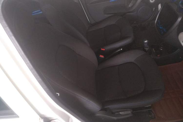 Used JMEV E200L 2016 E200 Comfort Model Right Front Seat