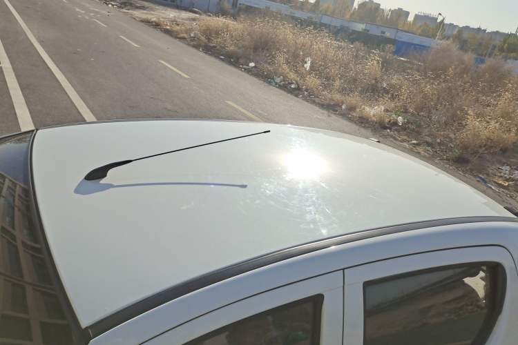 Used JMEV E200L 2016 E200 Comfort Model Roof