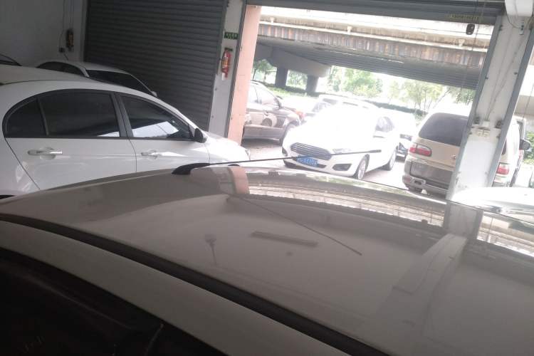 Used JMEV E200L 2016 E200 Comfort Model Roof