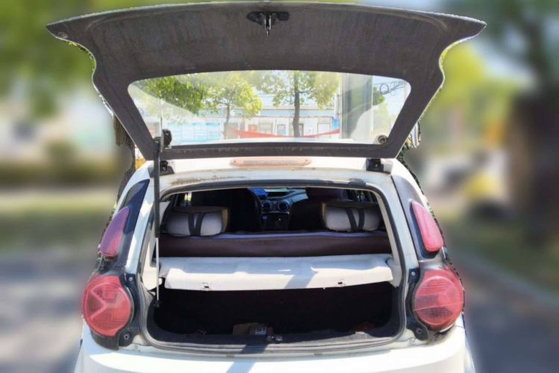 Used JMEV E200L 2016 E200 Comfort Model Trunk
