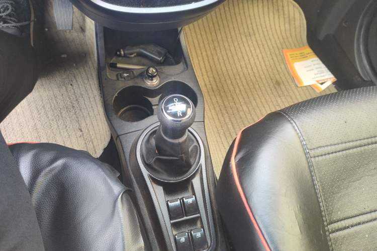 Used JMEV E200L 2017 E200P Comfort Edition Gear Lever
