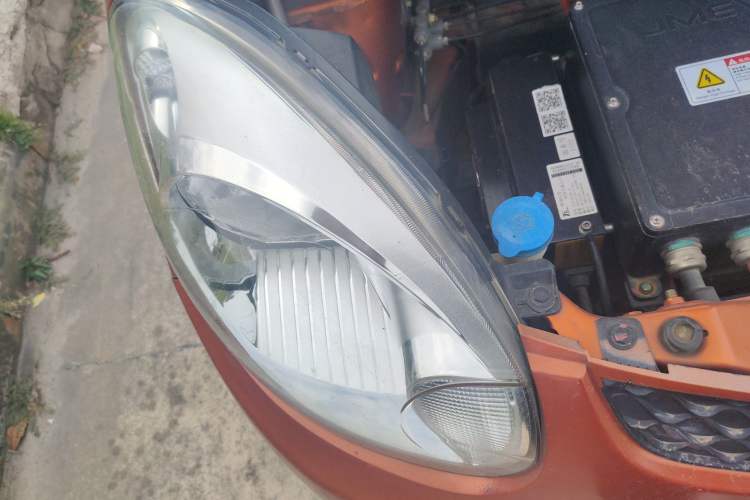Used JMEV E200L 2017 E200P Comfort Edition Right Front Headlight