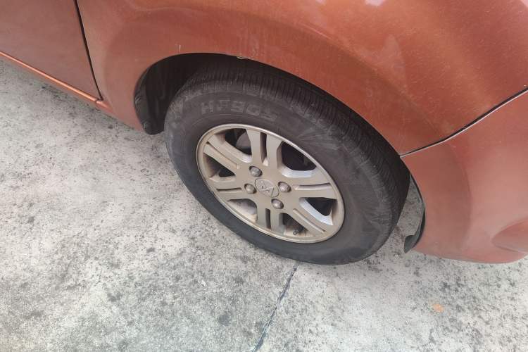 Used JMEV E200L 2017 E200P Comfort Edition Right Front Wheel Hub