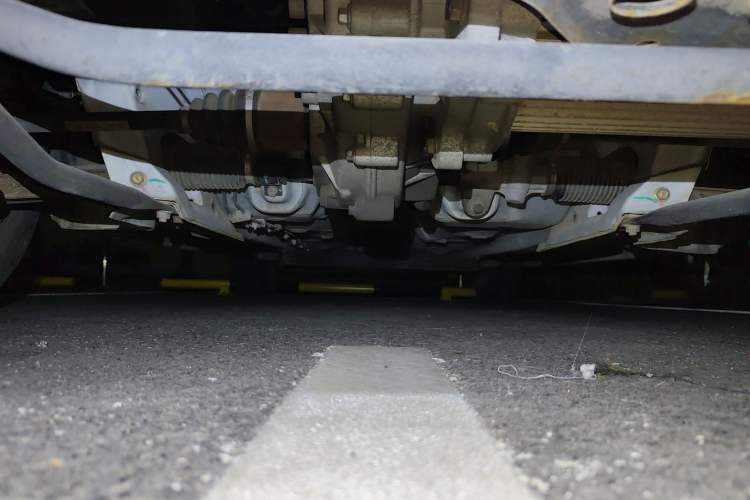 Used JMEV E200L 2017 E200P Comfort Edition Chassis Front