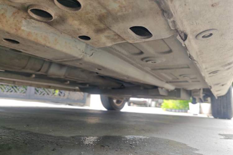 Used JMEV E200L 2017 E200P Standard Edition Chassis Front Left