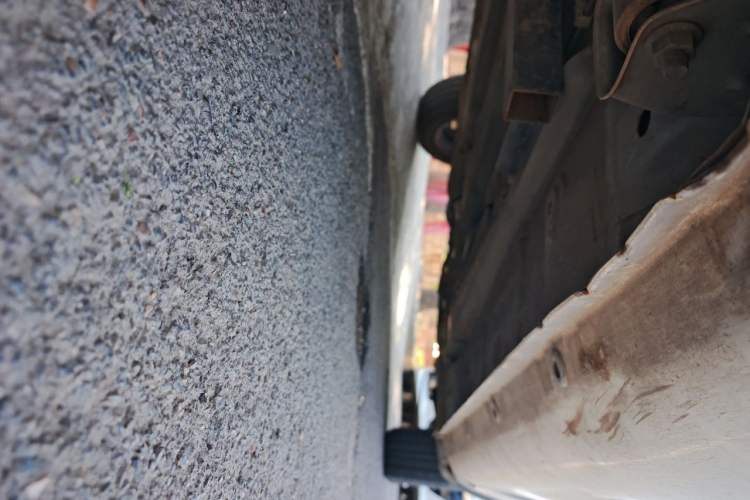 Used JMEV E200L 2017 E200P Standard Edition Chassis Rear Right