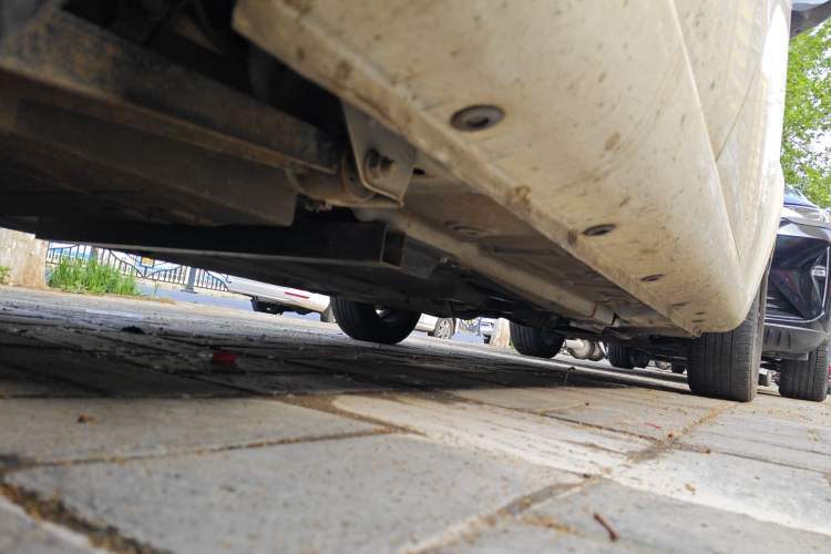 Used JMEV E200L 2017 E200P Standard Edition Chassis Rear Right