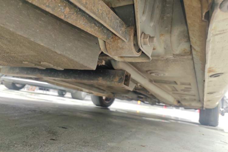 Used JMEV E200L 2017 E200P Standard Edition Chassis Rear Right