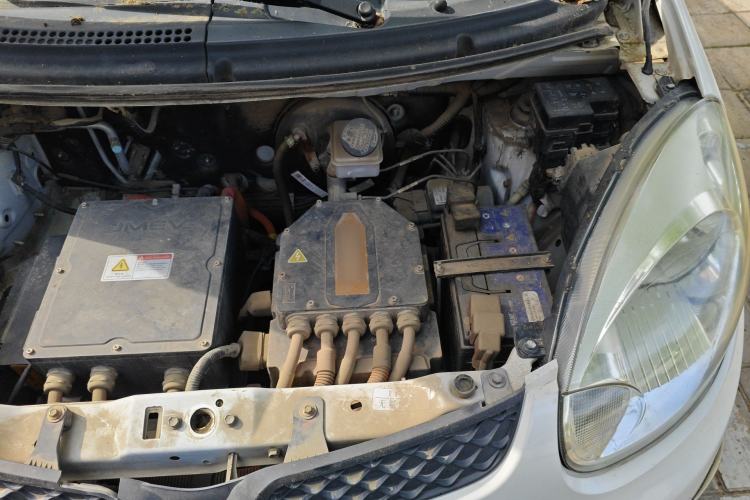 Used JMEV E200L 2017 E200P Standard Edition Engine Bay Left