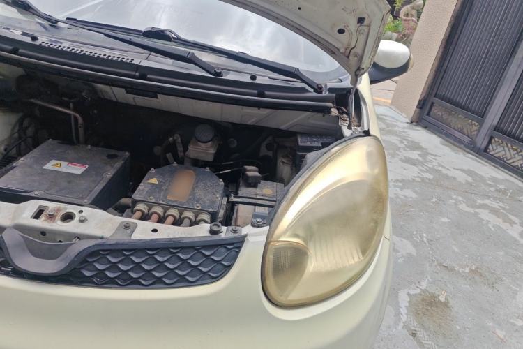 Used JMEV E200L 2017 E200P Standard Edition Engine Bay Left