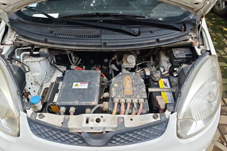 Used JMEV E200L 2017 E200P Standard Edition Engine Bay