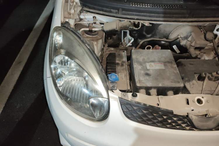 Used JMEV E200L 2017 E200P Comfort Edition Engine Bay Right