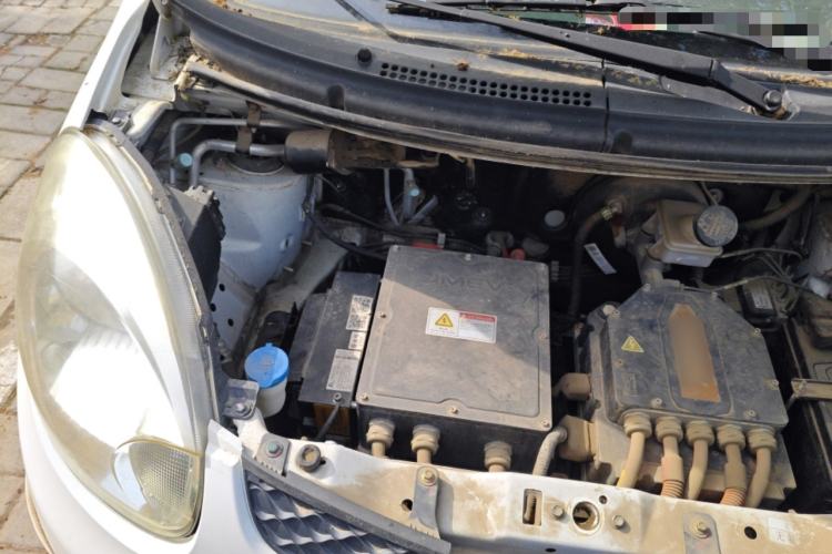 Used JMEV E200L 2017 E200P Standard Edition Engine Bay Right