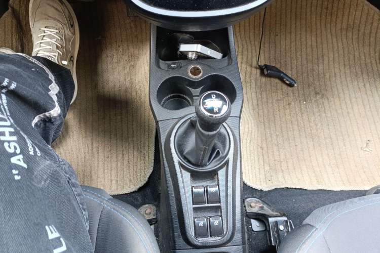 Used JMEV E200L 2017 E200P Comfort Edition Gear Lever