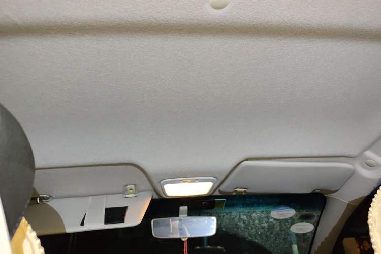 Used JMEV E200L 2017 E200P Comfort Edition Headliner