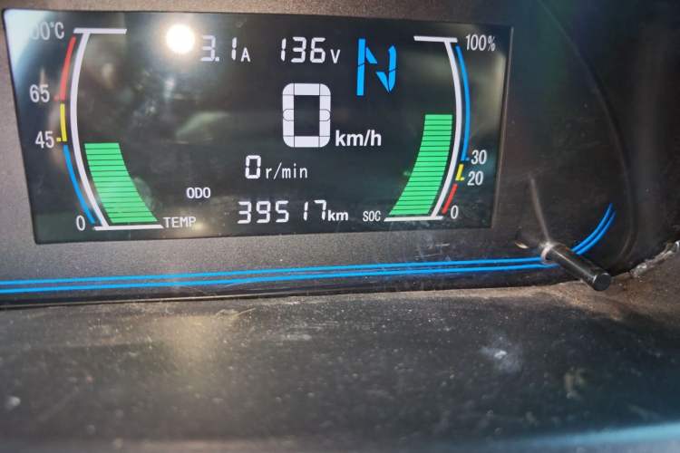 Used JMEV E200L 2017 E200P Standard Edition Odometer Close Up