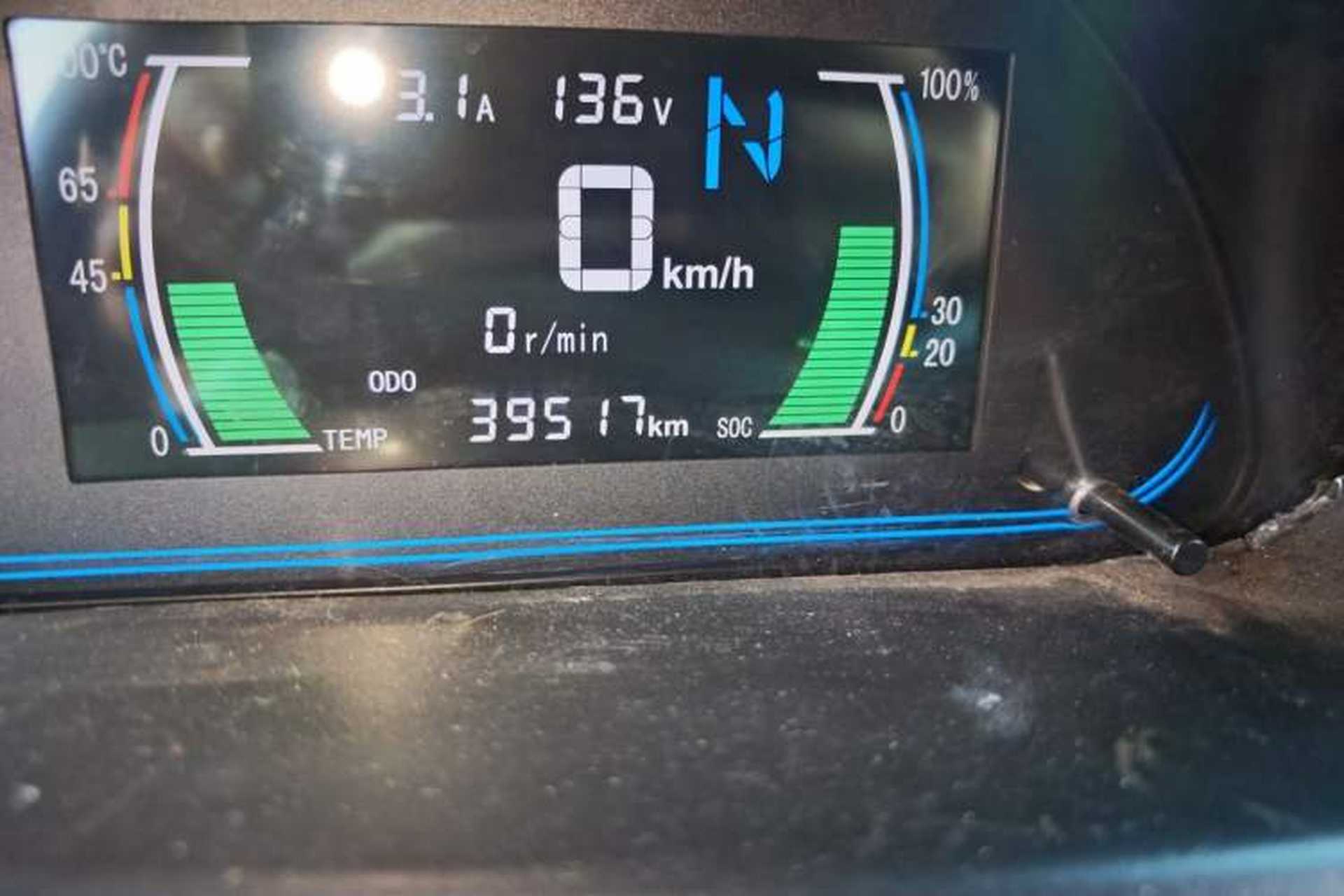 Used JMEV E200L 2017 E200P Standard Edition Odometer Close Up