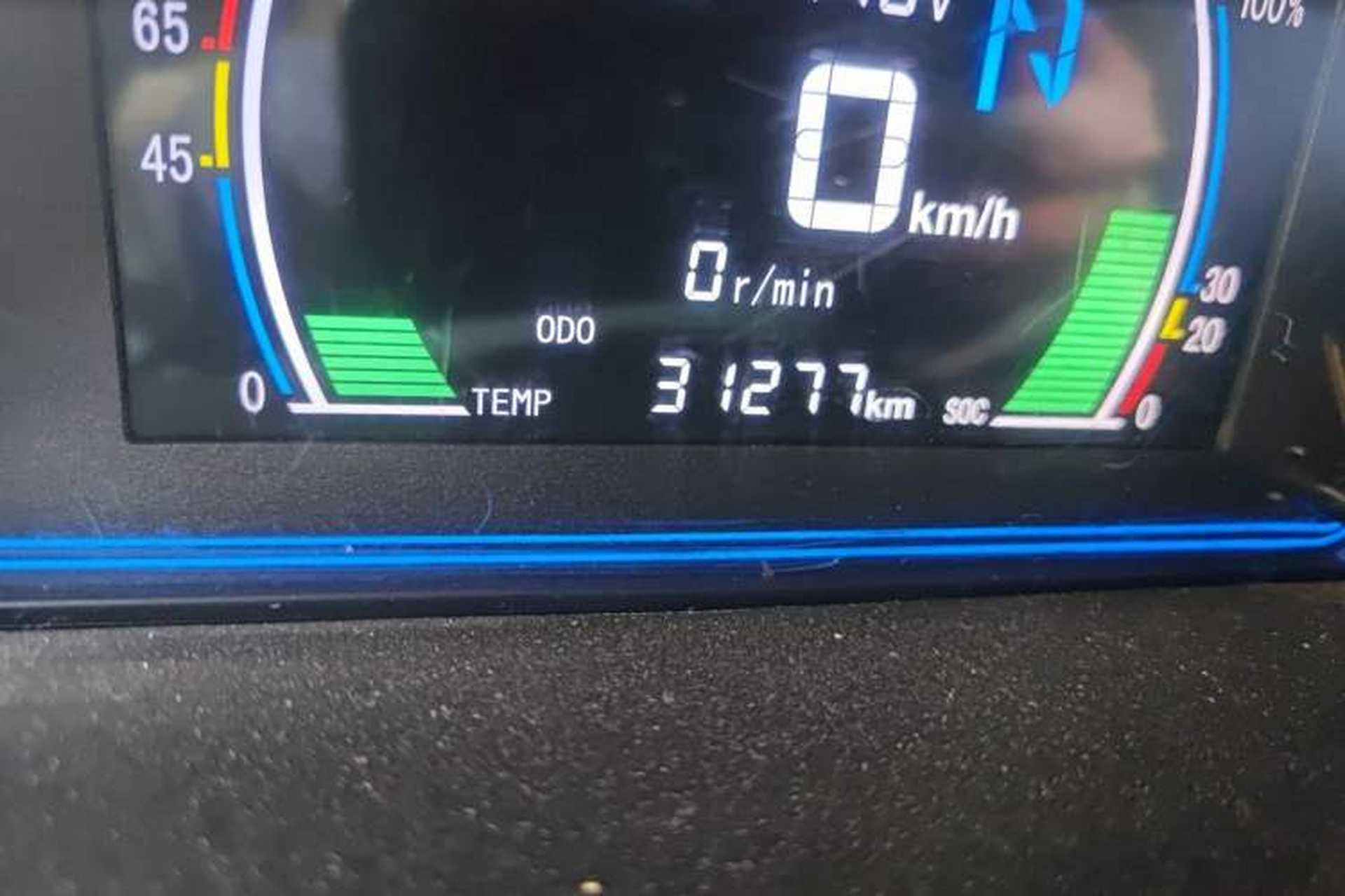 Used JMEV E200L 2017 E200P Standard Edition Odometer Close Up