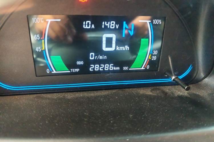 Used JMEV E200L 2017 E200P Standard Edition Odometer Close Up
