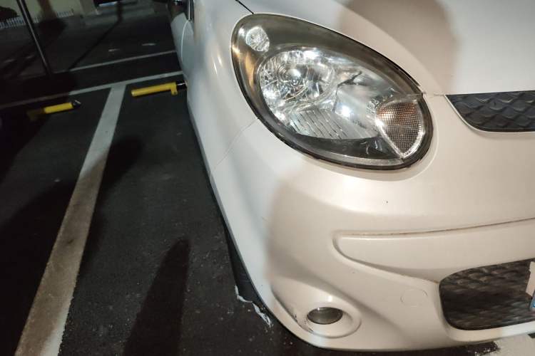 Used JMEV E200L 2017 E200P Comfort Edition Right Front Headlight