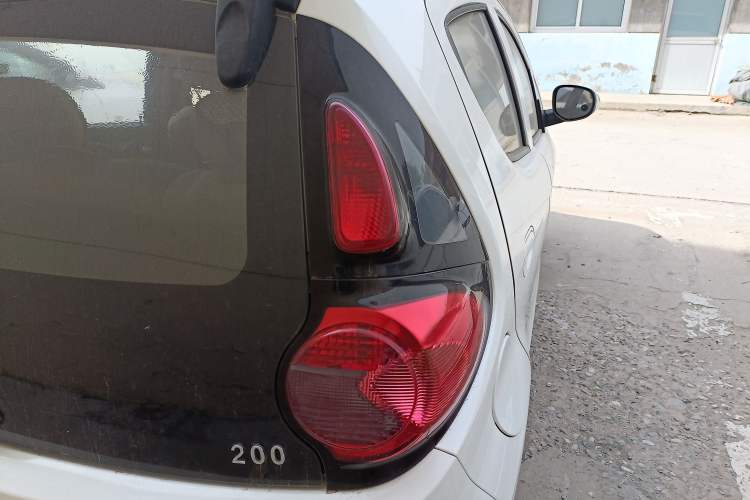 Used JMEV E200L 2017 E200P Comfort Edition Right Rear Taillight