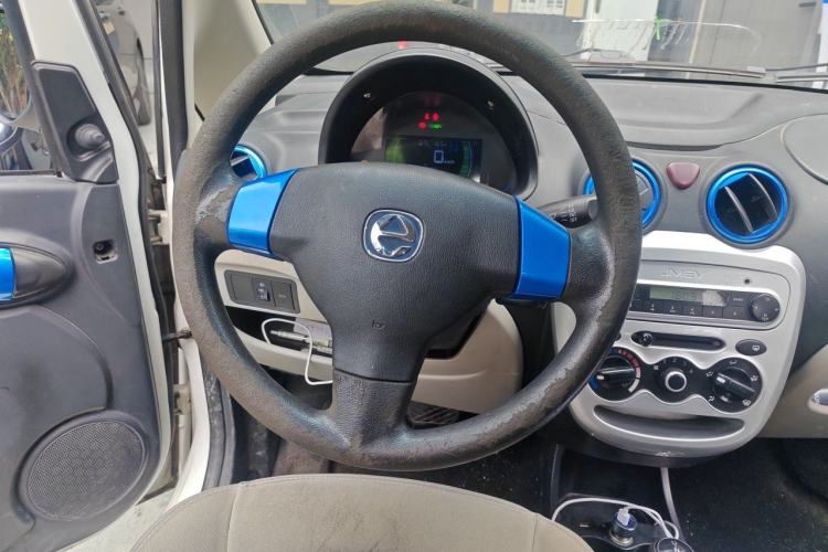 Used JMEV E200L 2017 E200P Standard Edition Steering Wheel